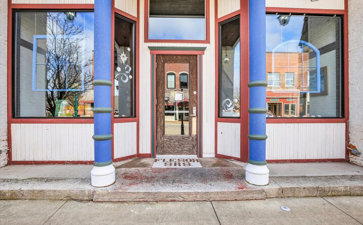 Pictures of Retail property located at 103 & 105 W Sale Street, Tuscola, IL 61953 for sales - image #1