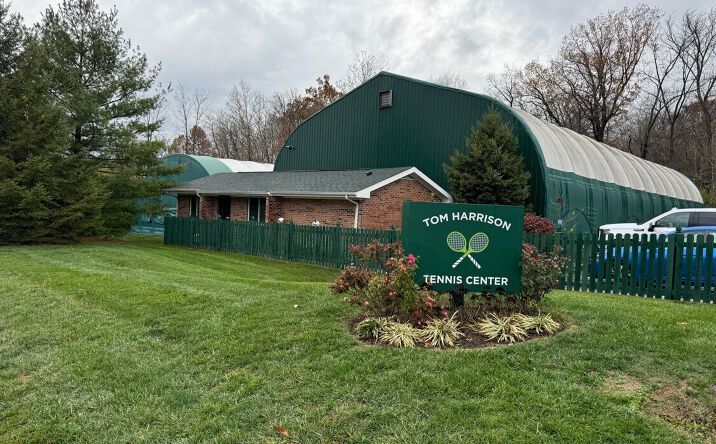 Pictures of Office property located at 80 Commercial Way, Springboro, OH 45066 for sales - image #1