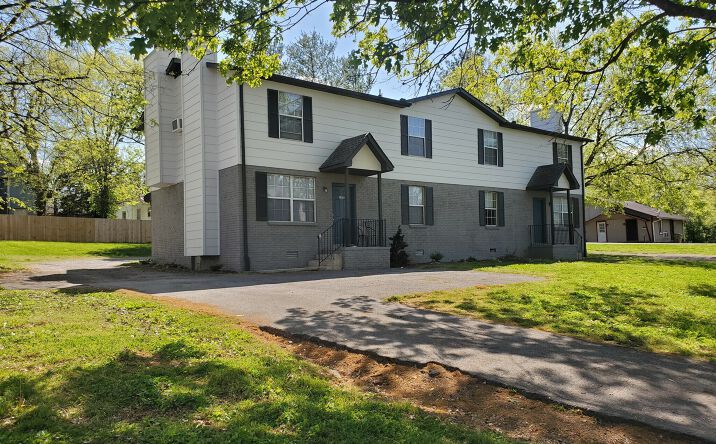 Pictures of Multifamily property located at 200-208 East Palestine Avenue, Nashville, TN 37115 for sales - image #1