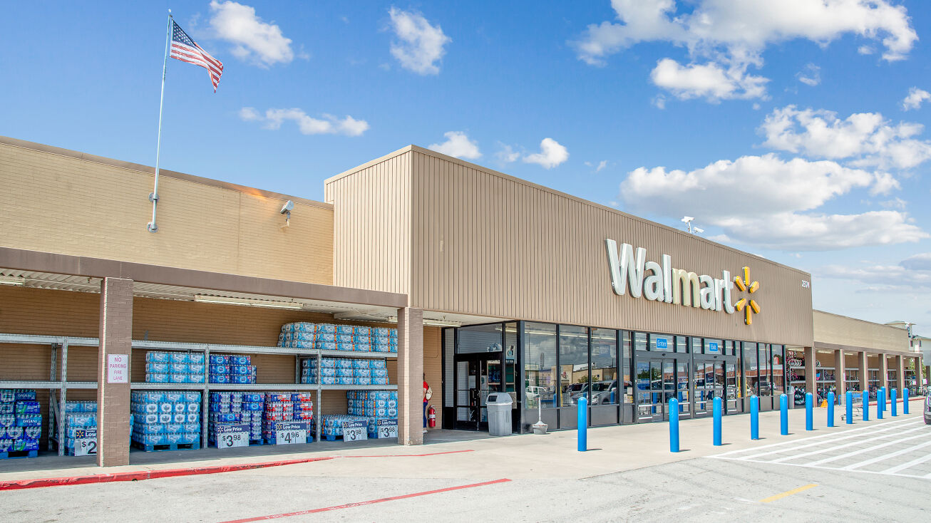 2374 E Austin St, Giddings, TX 78942