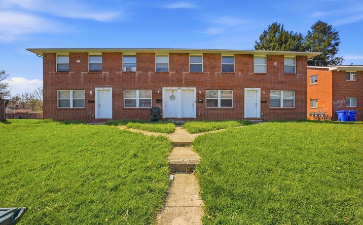 Pictures of Multifamily property located at 455 Barnett Road, Columbus, OH 43213 for sales - image #1