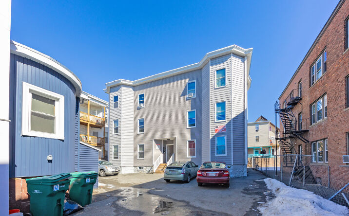 Pictures of Multifamily property located at 190 Washington St, Lynn, MA 01902 for sales - image #1