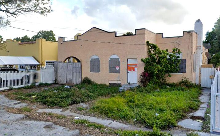 Pictures of Multifamily property located at 3034 NW 33rd St, Miami, FL 33142 for sales - image #1