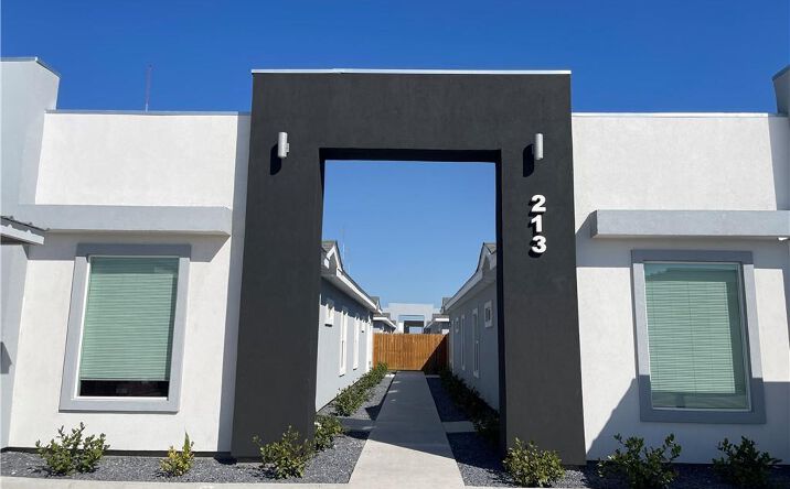 Pictures of Multifamily property located at 213 W St. Helena Avenue, Edinburg, TX 78541 for sales - image #1