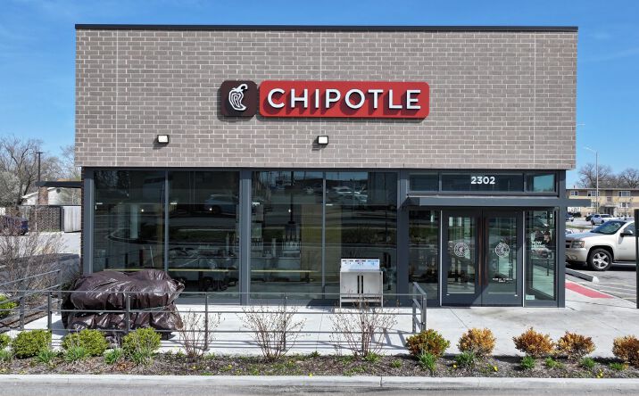 Pictures of Retail property located at 2302 Thornton Lansing Rd, Lansing, IL 60438 for sales - image #1
