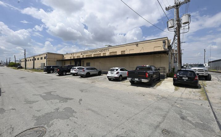 Pictures of Industrial property located at 1107 W. Laurel St., San Antonio, TX 78201, 1131 W. Laurel St., San Antonio, TX 78201 for sales - image #1