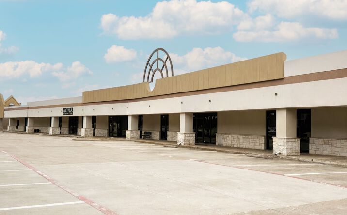 Pictures of Industrial property located at 1720 N GREENVILLE AVE, RICHARDSON, TX 75081 for sales - image #1