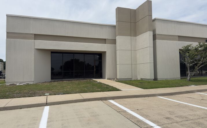 Pictures of Office, Industrial property located at 1207 N GLENVILLE DR, RICHARDSON, TX 75081-2412 for sales - image #1