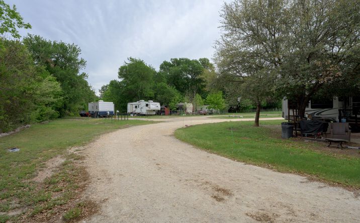 Pictures of Multifamily, Hospitality, Mobile Home Park property located at 8666 Nolan Loop, Belton, TX 76513 for sales - image #1
