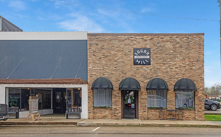 Pictures of Mixed Use, Office, Retail property located at 113 N West St, New Boston, TX 75570 for sales - image #1