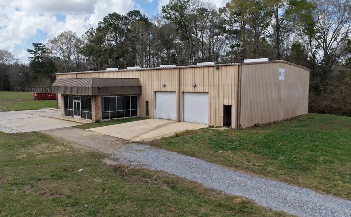 Pictures of Office property located at 78263 LA-25, Folsom, LA 70437 for sales - image #1