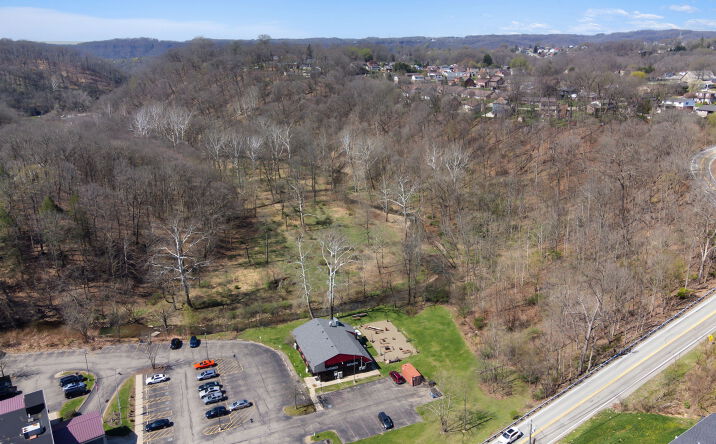 Pictures of Land property located at 706 Craigdell Rd, New Kensington, PA 15068 for sales - image #1