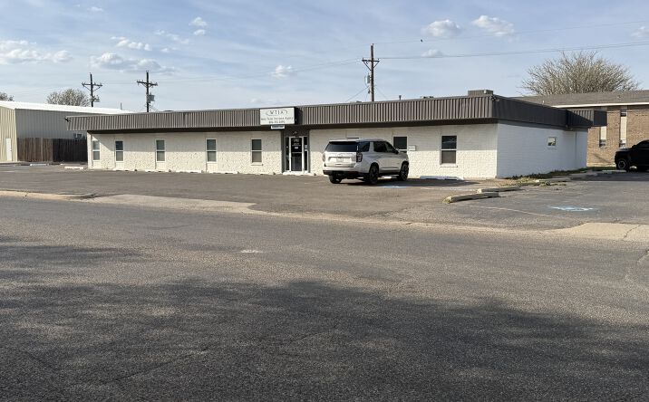 Pictures of Office property located at 3706 Mockingbird Ln, Amarillo, TX 79109 for sales - image #1