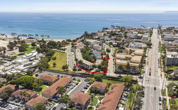 Pictures of Multifamily property located at 3601 Stephen M White Dr, Los Angeles, CA 90731 for sales - image #1