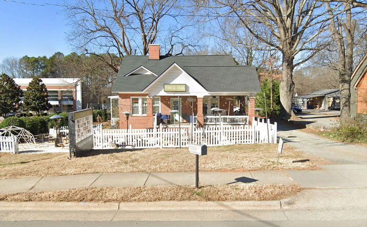 Pictures of Retail property located at 7201 Matthews-Mint Hill Rd, Mint Hill, NC 28227 for sales - image #1