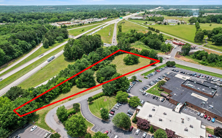 Pictures of Land property located at 122 Sherlock Drive, Statesville, NC 28625 for sales - image #1