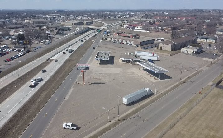 Pictures of Retail property located at 600 US-10, St. Cloud, MN 56304 for sales - image #1