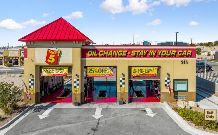 Pictures of Retail property located at 915 Sunland Park Dr, El Paso, TX 79922 for sales - image #1