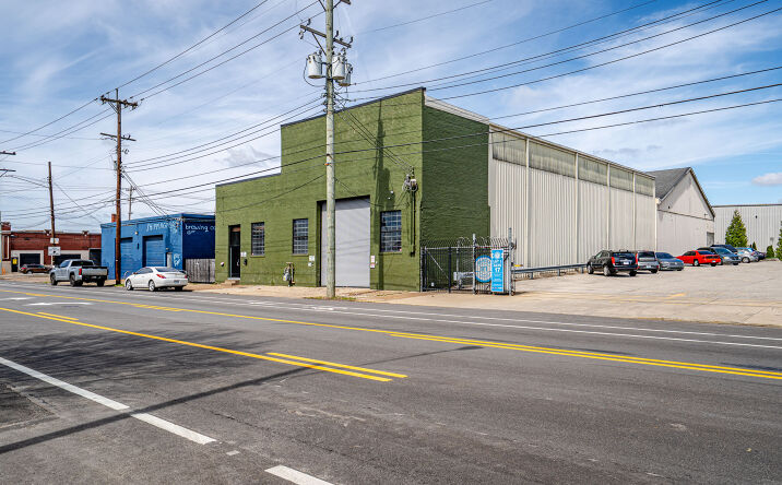 1217 W MAIN ST, LOUISVILLE