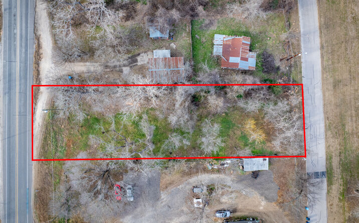 Pictures of Land property located at 418 S AVE D, ELGIN, TX 78621 for sales - image #1