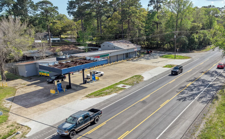 Pictures of Retail property located at 4310 N Main St, Liberty, TX 77575 for sales - image #1