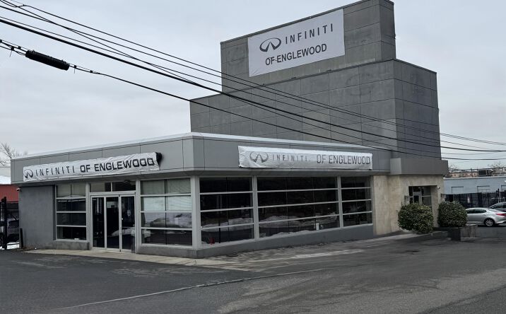 Pictures of Industrial property located at 60 Rockwood Pl, Englewood, NJ 07631 for sales - image #1