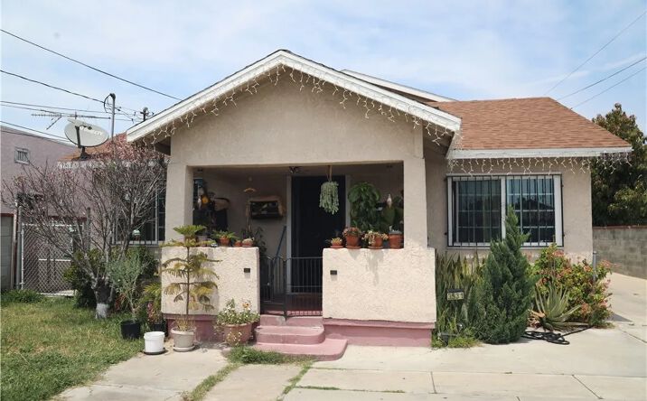 Pictures of Multifamily property located at 3531 E 61st, Huntington Park, CA 90255 for sales - image #1