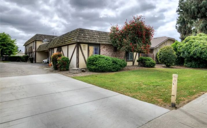 Pictures of Multifamily property located at 2440 S Sallee Court, Visalia, CA 93277 for sales - image #1