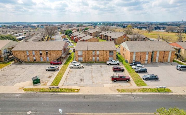 Pictures of Multifamily property located at 4304 Lake Rd, Killeen, TX 76543 for sales - image #1