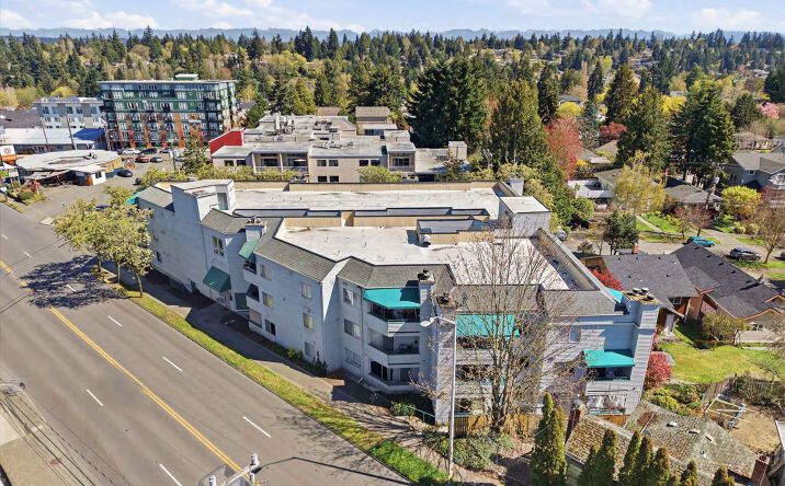 8320 Lake City Way Northeast, Seattle