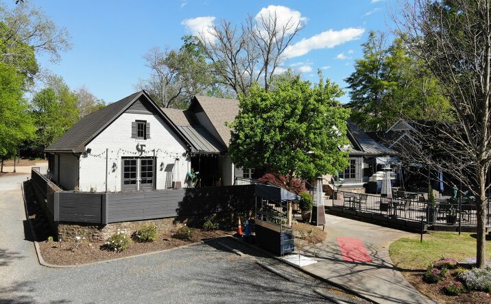 Pictures of Retail property located at 1105 Canton St, Roswell, GA 30075 for sales - image #1