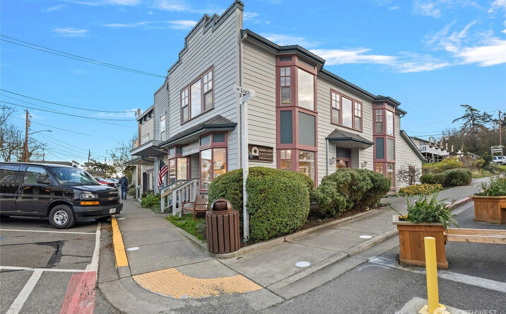 Pictures of Retail, Mixed Use property located at 9 Front Street NW, Coupeville, WA 98239 for sales - image #1