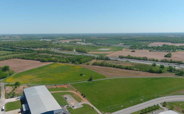 Pictures of Land property located at 1055 Vaughn Pkwy, Tract 2, Portland, TN 37148 for sales - image #1