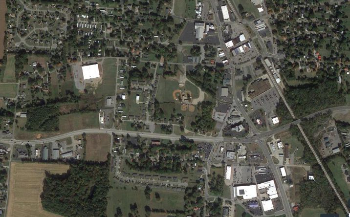 Pictures of Land property located at Hwy 52 W. & W. Market Street, Portland, TN 37148 for sales - image #1