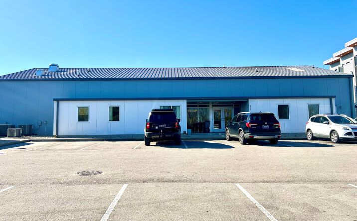 Pictures of Retail, Office, Industrial property located at 372 Herron Drive, Nashville, TN 37210-4628 for sales - image #1