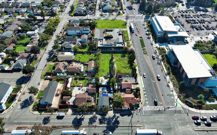 Pictures of Office, Land property located at 6076 - 6090 Thornton Avenue, Newark, CA 94560 for sales - image #1