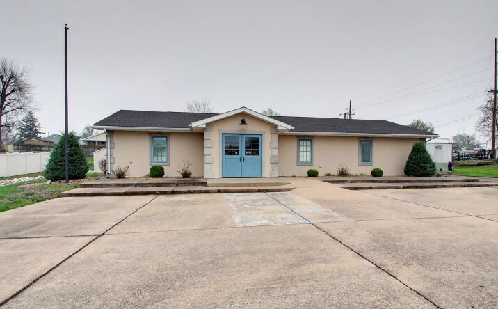 Pictures of Industrial, Office, Retail property located at 1706 N 16TH Street, Quincy, IL 62301 for sales - image #1
