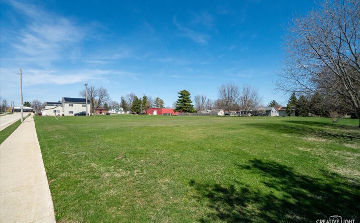 Pictures of Land, Multifamily property located at 237 Peru Street, Paw Paw, IL 61353 for sales - image #1