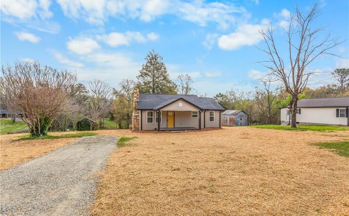 5424 US Highway 21, Jonesville