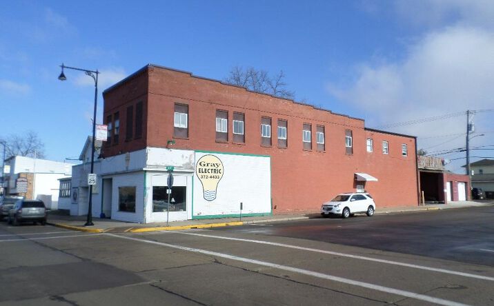 Pictures of Multifamily property located at 320 - 322 Superior Avenue, Tomah, WI 54660 for sales - image #1