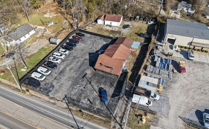 Pictures of Retail, Industrial, Mixed Use property located at 1195 LOUISVILLE HWY, GOODLETTSVILLE, TN 37072-3630 for sales - image #1