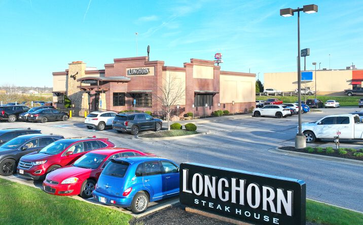 Pictures of Retail property located at 45 Montrose W Ave, Copley, OH 44321 for sales - image #1