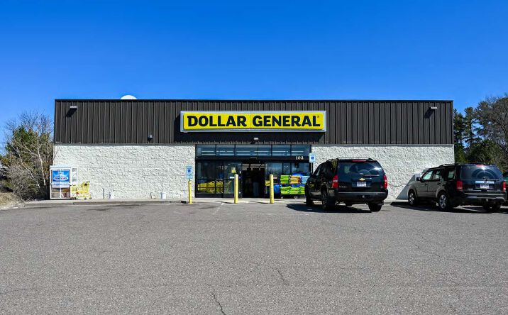 Pictures of Retail property located at 102 E Maple St, Spooner, WI 54801 for sales - image #1