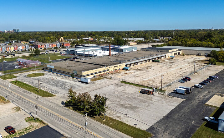 Pictures of Industrial property located at 830 N Westwood Ave, Toledo, OH 43607 for sales - image #1