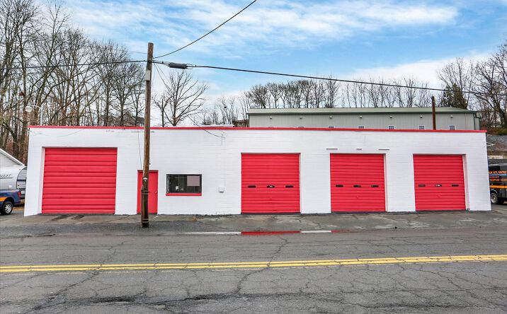 Pictures of Industrial property located at 1260 Laurel Blvd, Pottsville, PA 17901 for sales - image #1