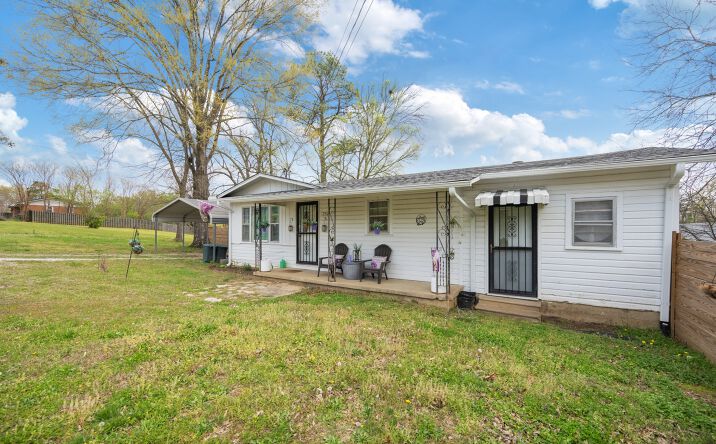 Pictures of Land property located at 252 Luna St, Decaturville, TN 38329 for sales - image #1