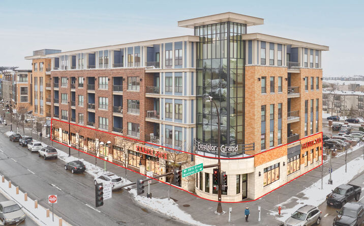 Pictures of Retail property located at 4500 Excelsior Blvd, St. Louis Park, MN 55416 for sales - image #1