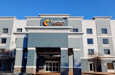 31688011