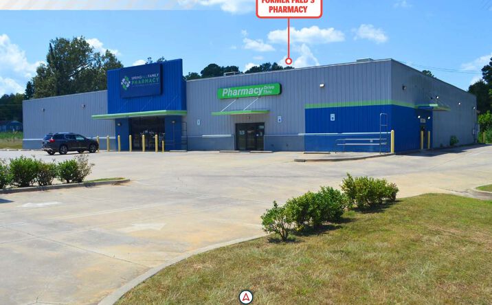 Pictures of Hospitality, Industrial, Office, Retail, Self Storage property located at 1190 South Arkansas Street, Springhill, LA 71075 for sales - image #1