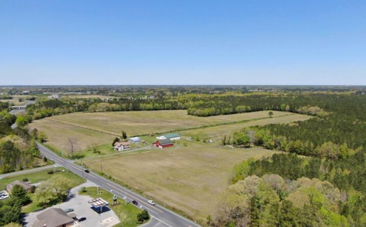 Pictures of Land property located at 4943 Snow Hill Rd, Salisbury, MD 21804 for sales - image #1